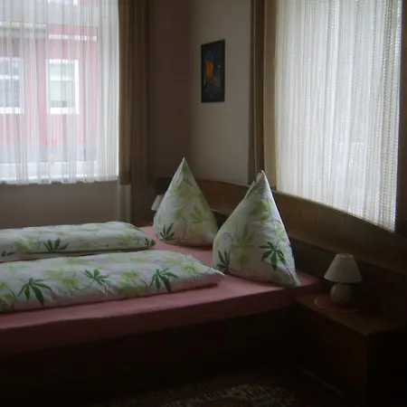 Oda ve Kahvaltı Mercedes Bad Pyrmont