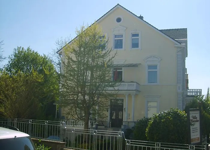 Mercedes Bad Pyrmont